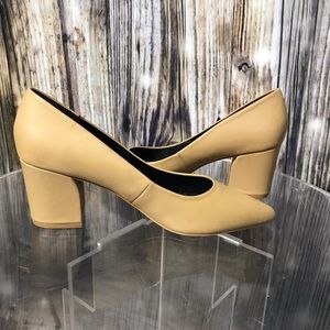 👠Pumps by Athena Alexander size 9